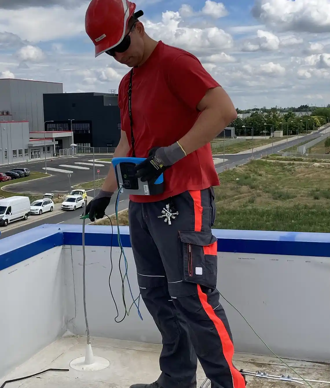 Szabó Árpád villámvédelmi felülvizsgálatot végez